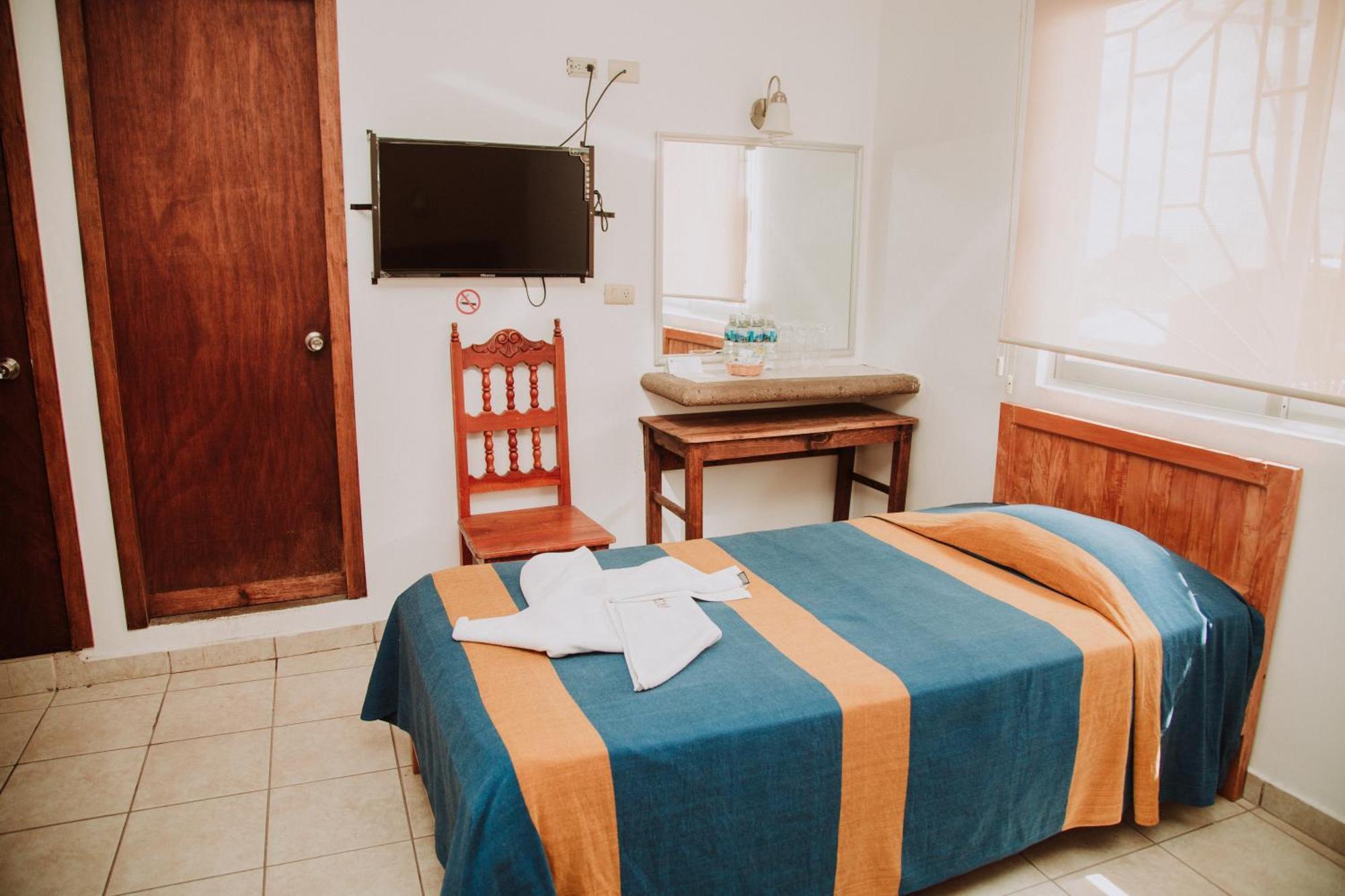Hotel Cervantino Tapachula Εξωτερικό φωτογραφία