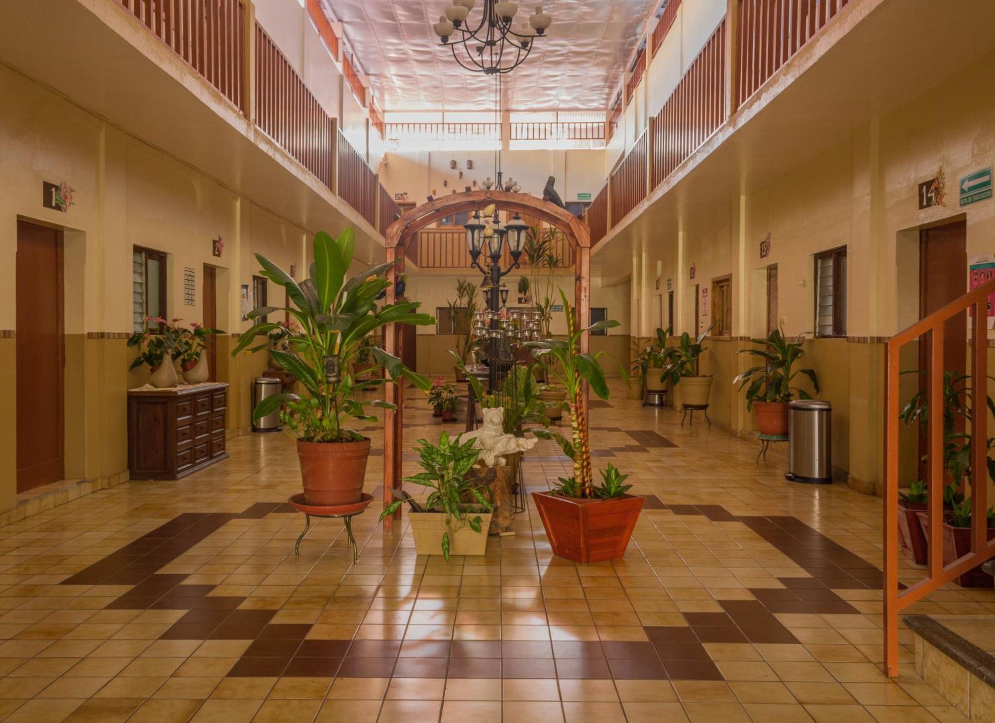 Hotel Cervantino Tapachula Εξωτερικό φωτογραφία