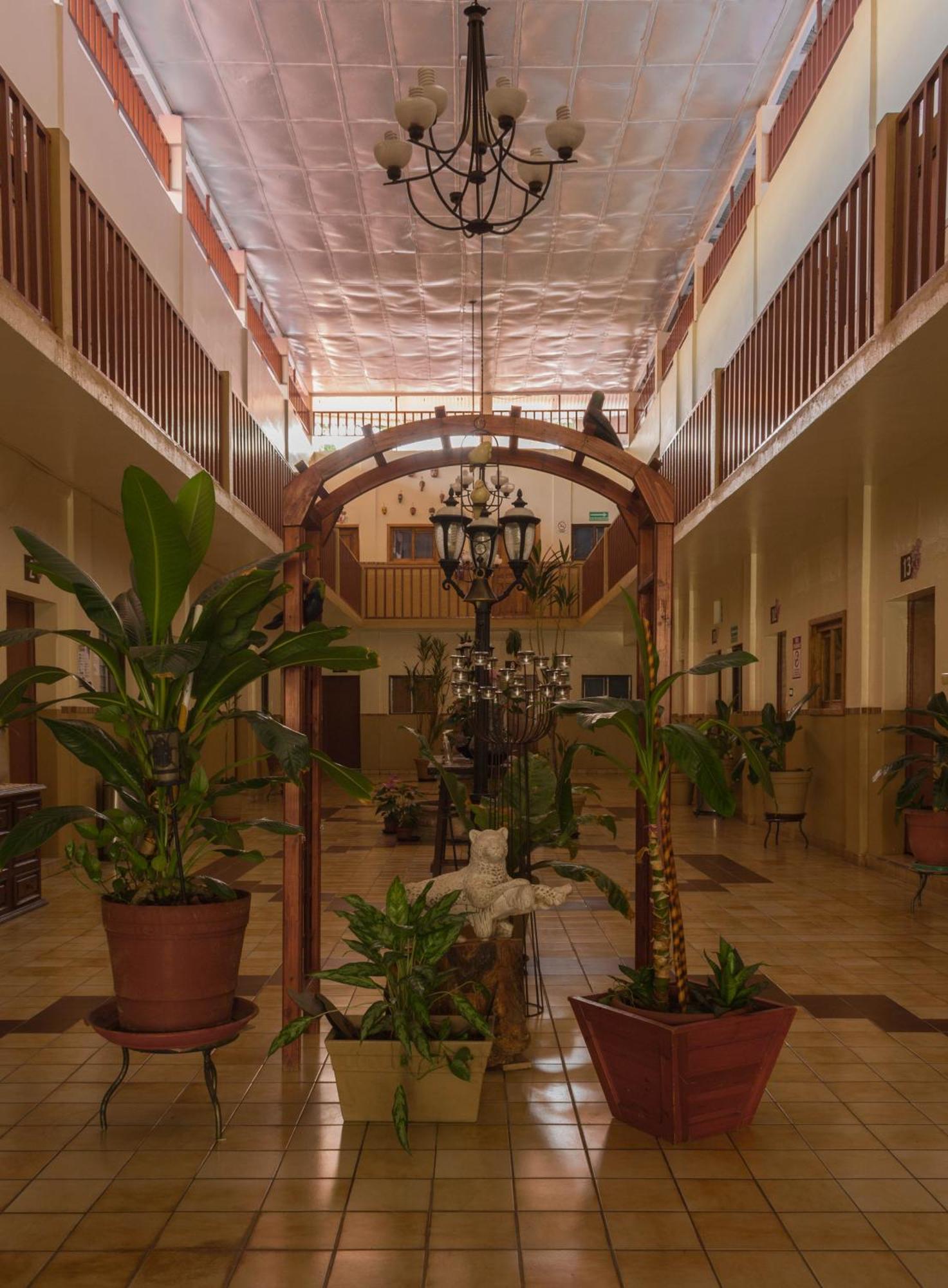 Hotel Cervantino Tapachula Εξωτερικό φωτογραφία