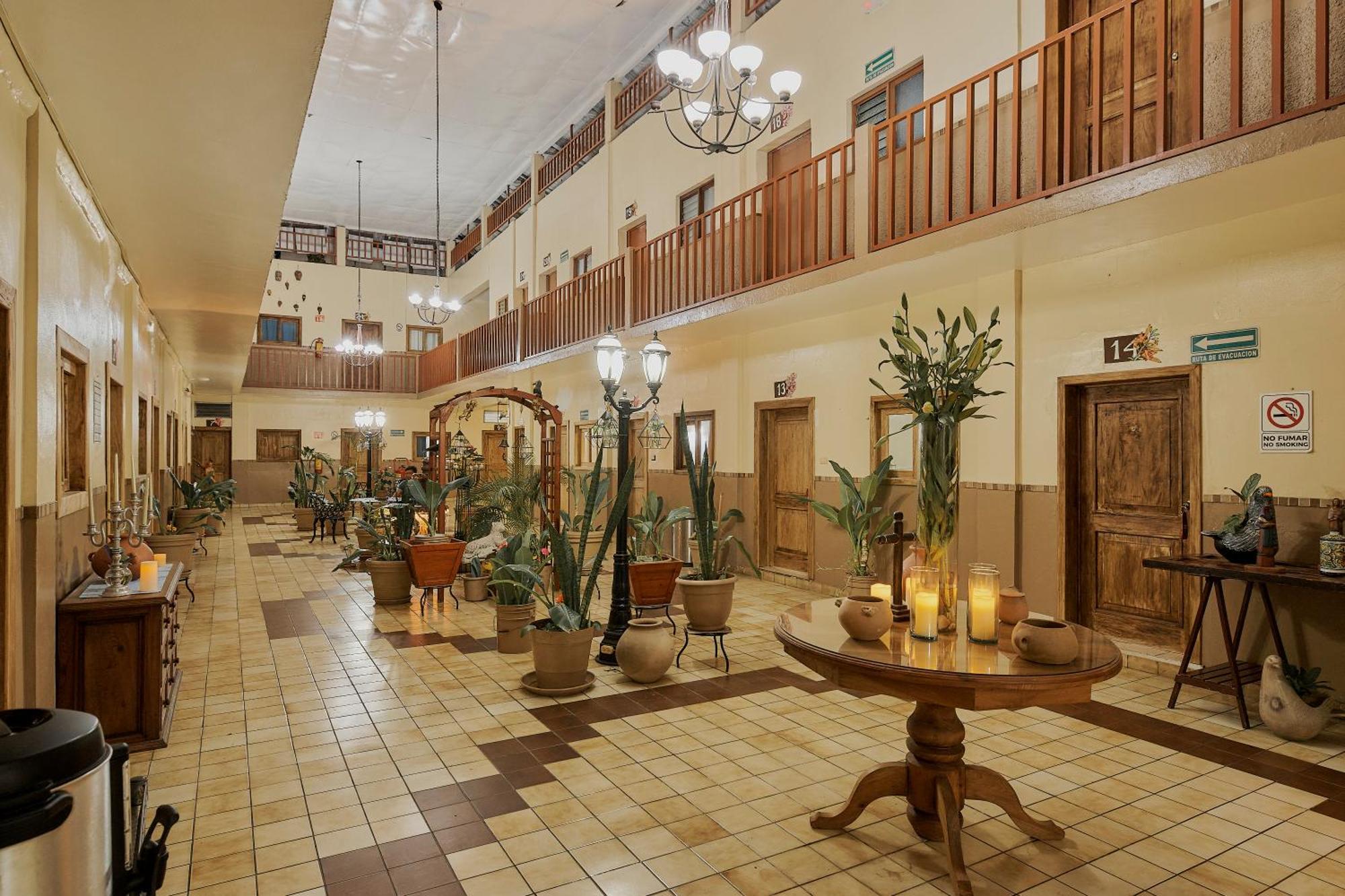 Hotel Cervantino Tapachula Εξωτερικό φωτογραφία