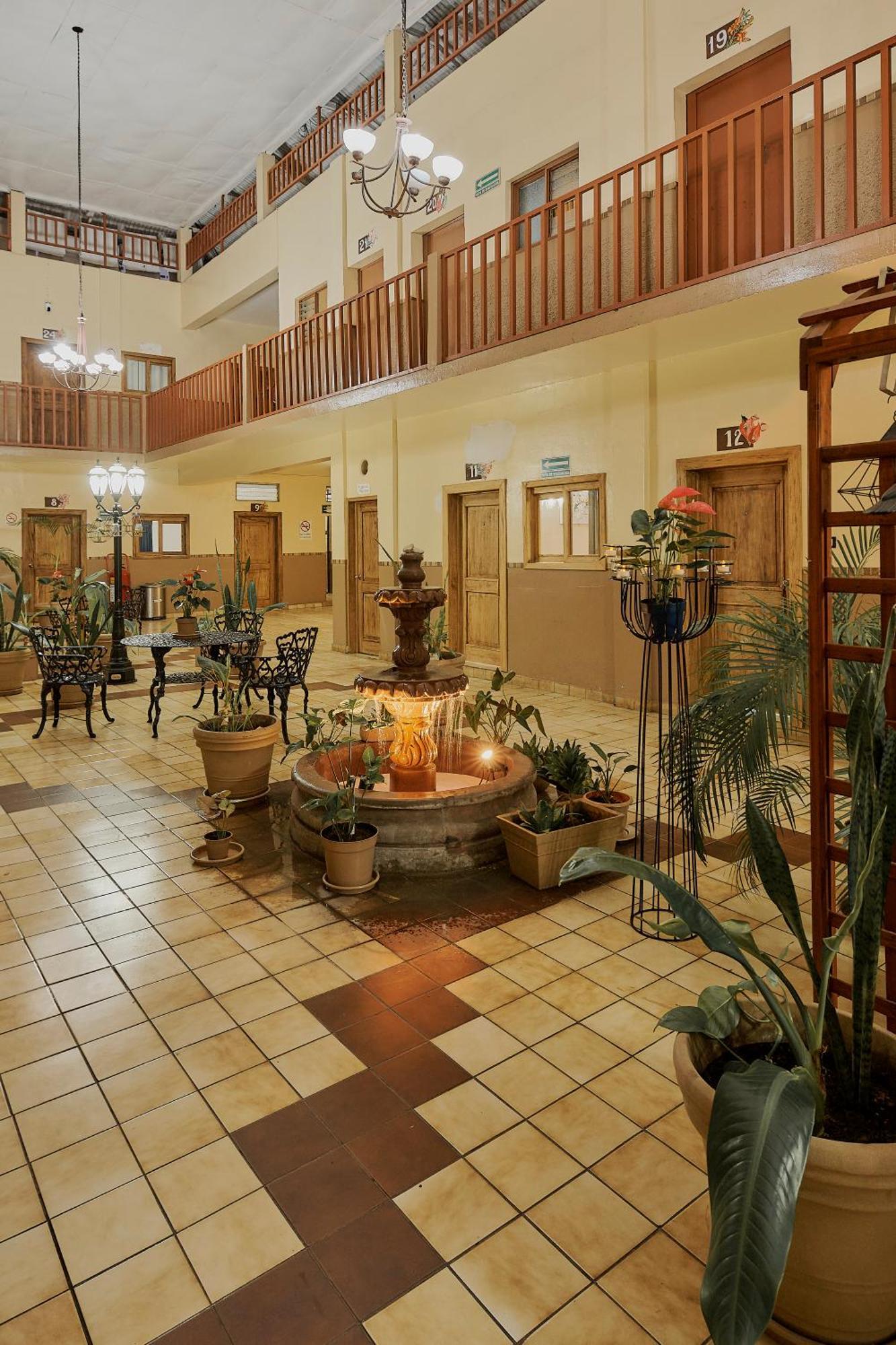 Hotel Cervantino Tapachula Εξωτερικό φωτογραφία