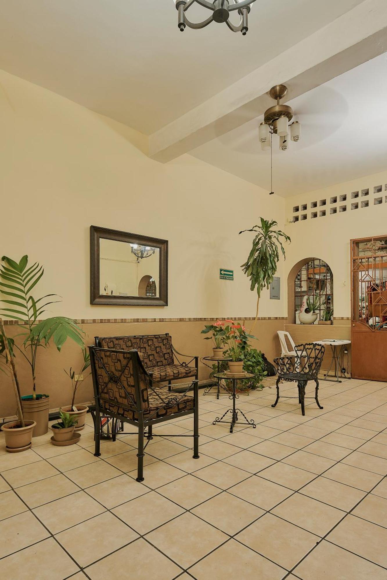 Hotel Cervantino Tapachula Εξωτερικό φωτογραφία