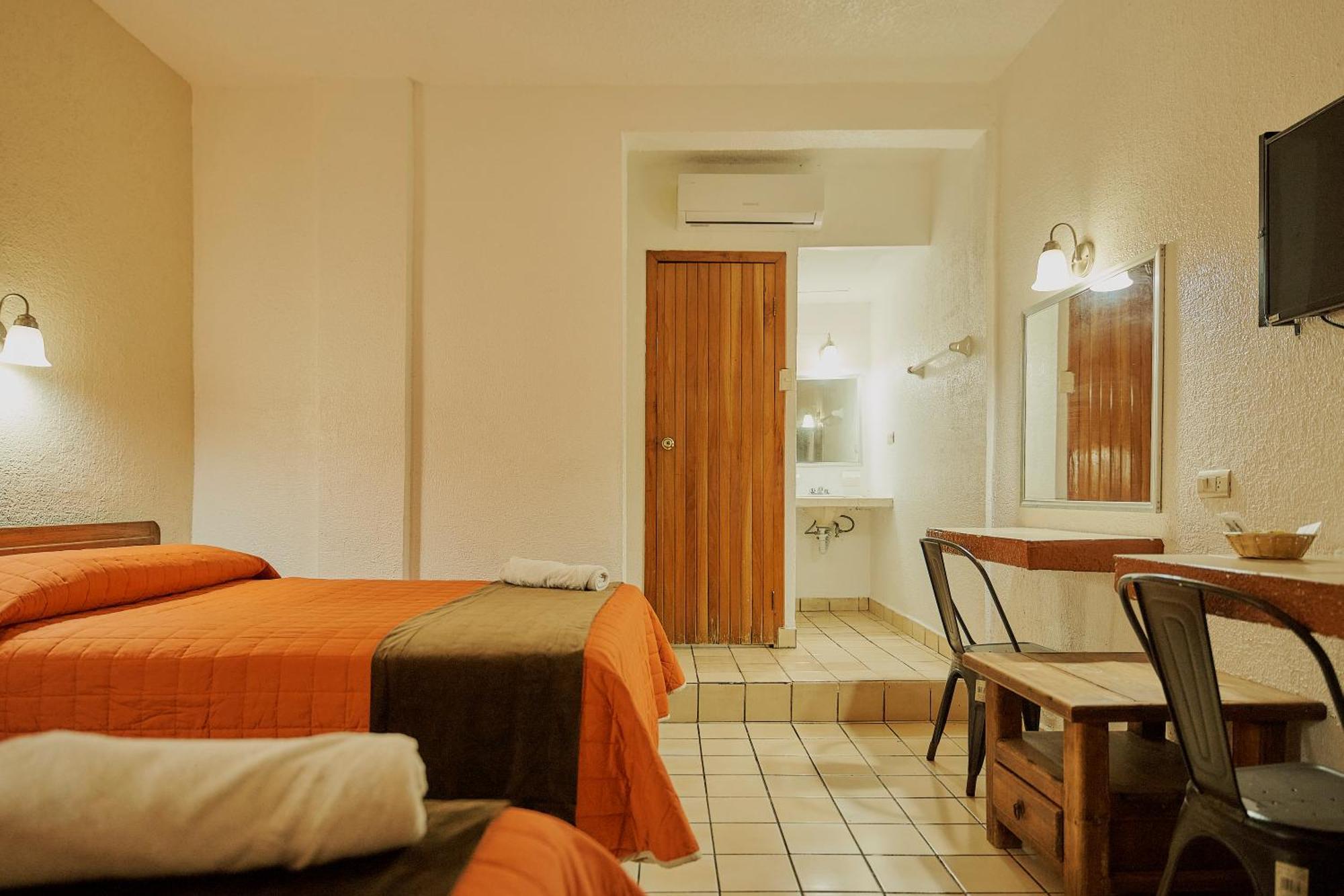 Hotel Cervantino Tapachula Εξωτερικό φωτογραφία